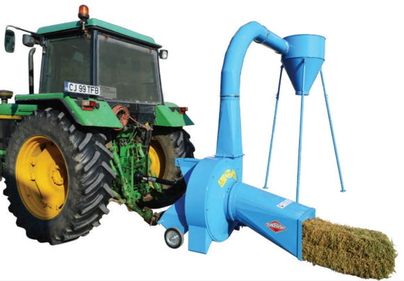 Tocătoarea de fibrase acționată la tractor